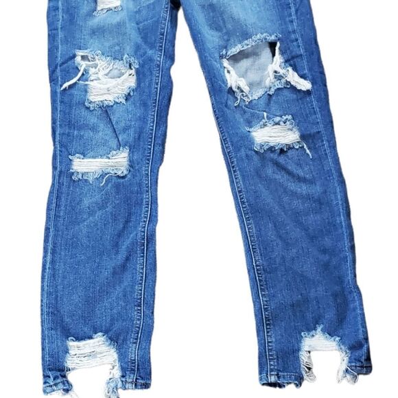 Just Black Ankle Jeans with Destruction - Picture 3 of 6